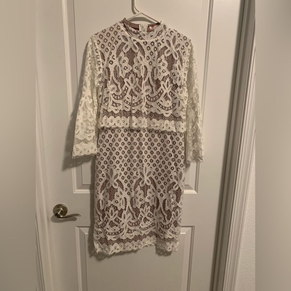 Ivy City Co White Sheath Long Sleeve Dress